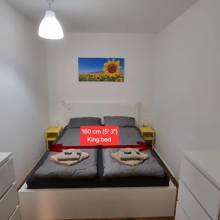 Apartament Free Parking Apartma Aurora