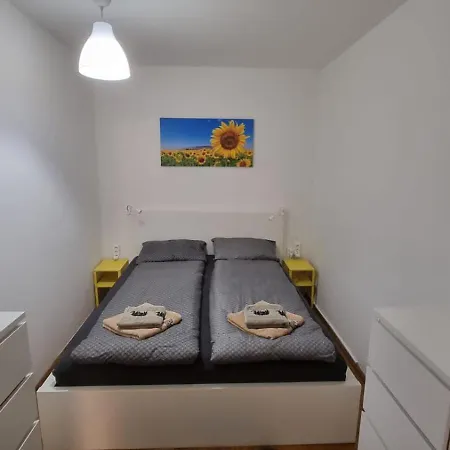 아파트 Free Parking Apartma Aurora 류블랴나